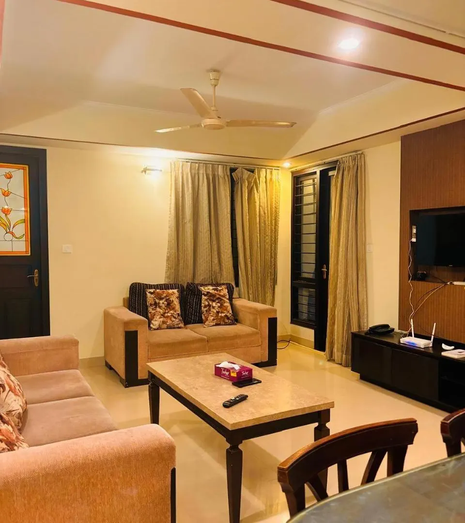 Luxus Inn Ja - Sapphire Suite Thiruvananthapuram Apartment